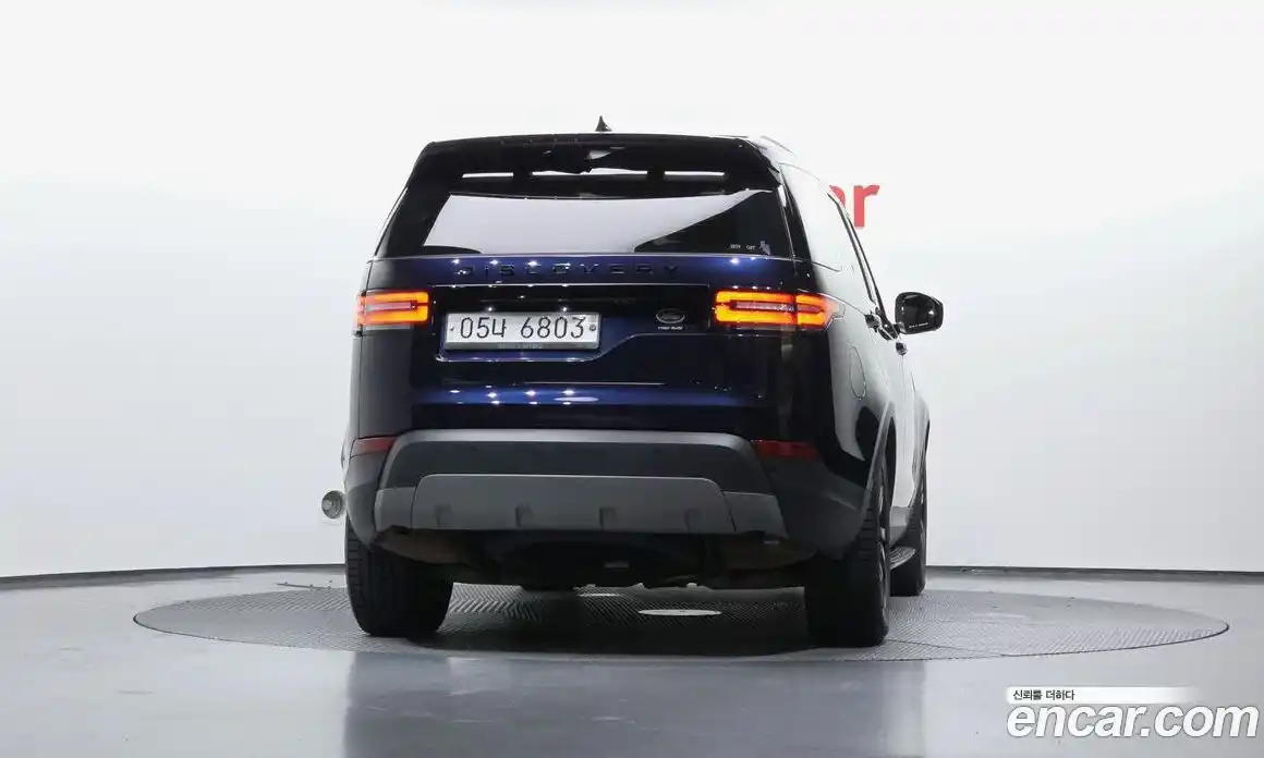 Land Rover Discovery 2019 3.0 автомат (гидро), фото 3