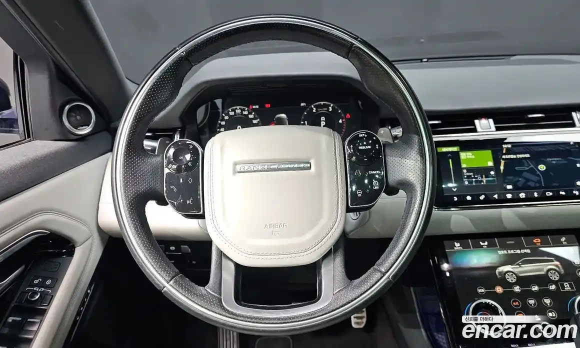 Land Rover Range Rover Evoque 2020 2.0 автомат (гидро), фото 19