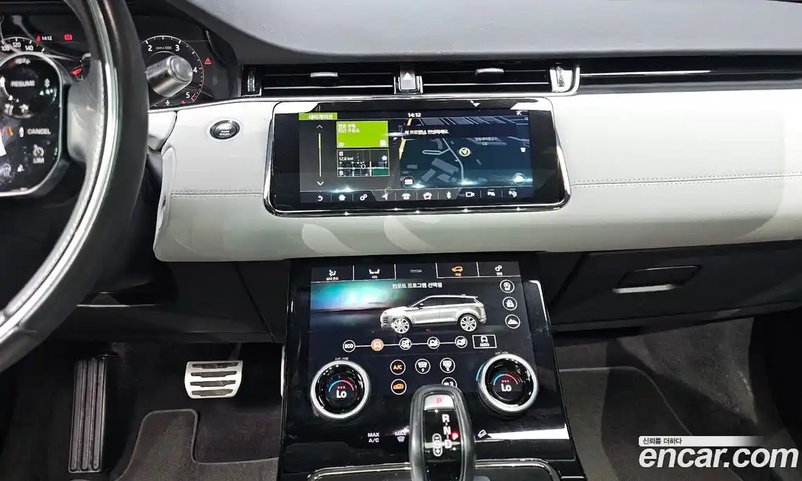 Land Rover Range Rover Evoque 2020 2.0 автомат (гидро), фото 32