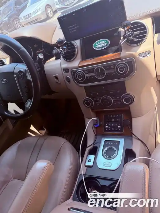 Land Rover Discovery 2016 3.0 автомат (гидро), фото 14