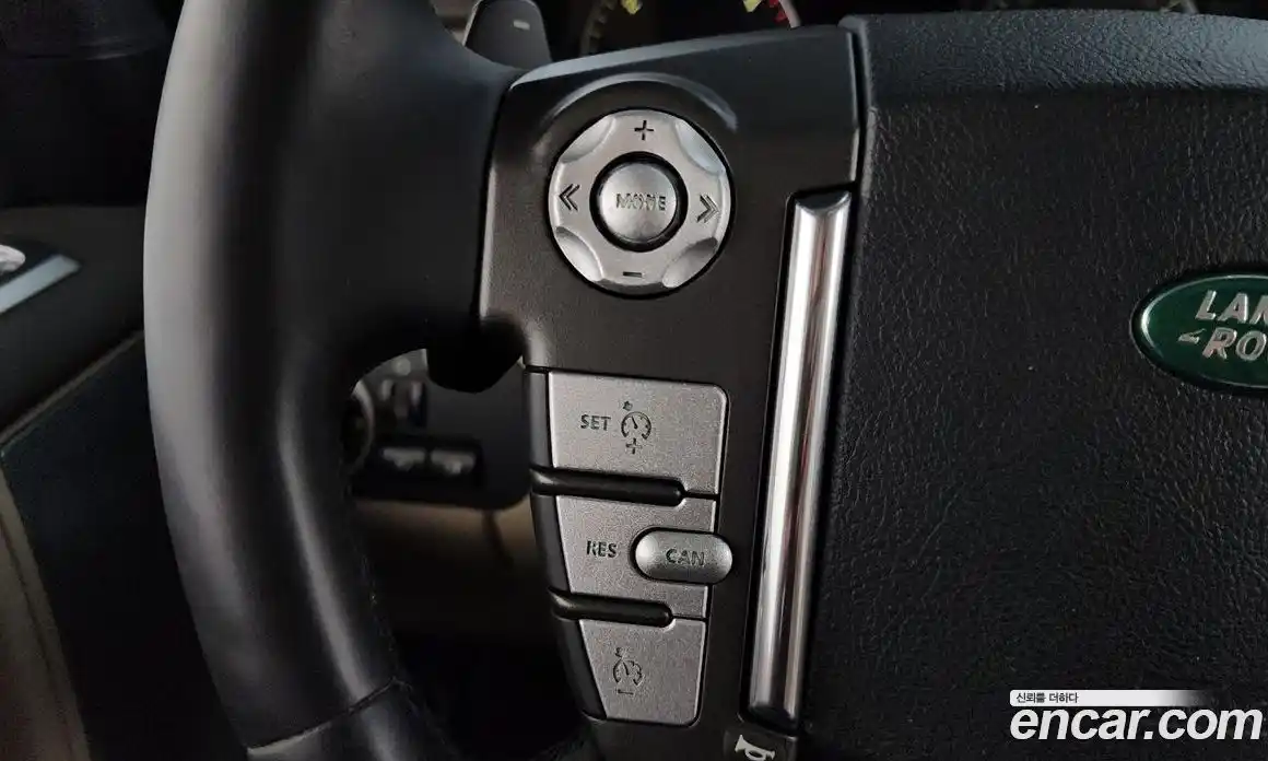 Land Rover Discovery 2013 3.0 автомат (гидро), фото 17