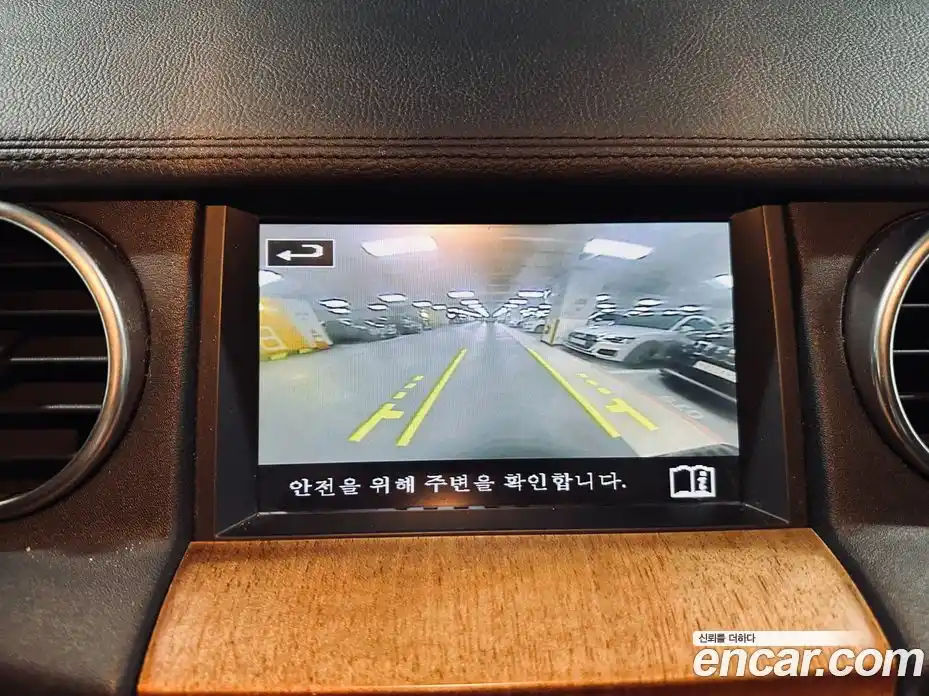 Land Rover Discovery 2016 3.0 автомат (гидро), фото 14