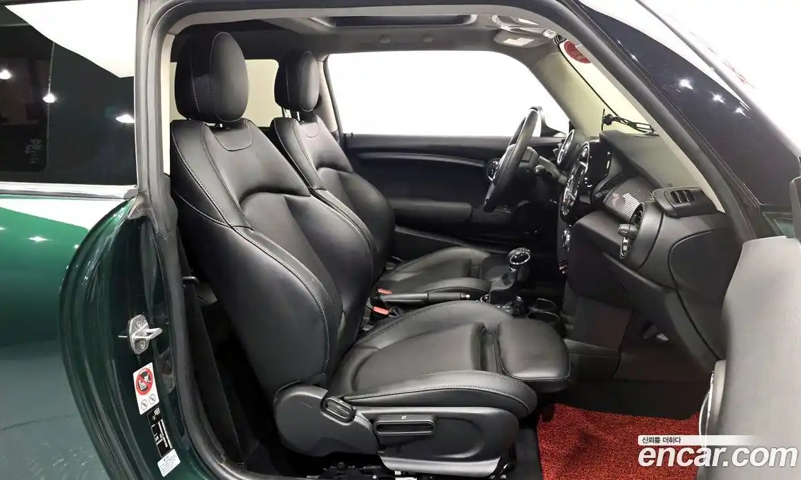 Mini Cooper 2017 1.5 автомат (гидро), фото 16