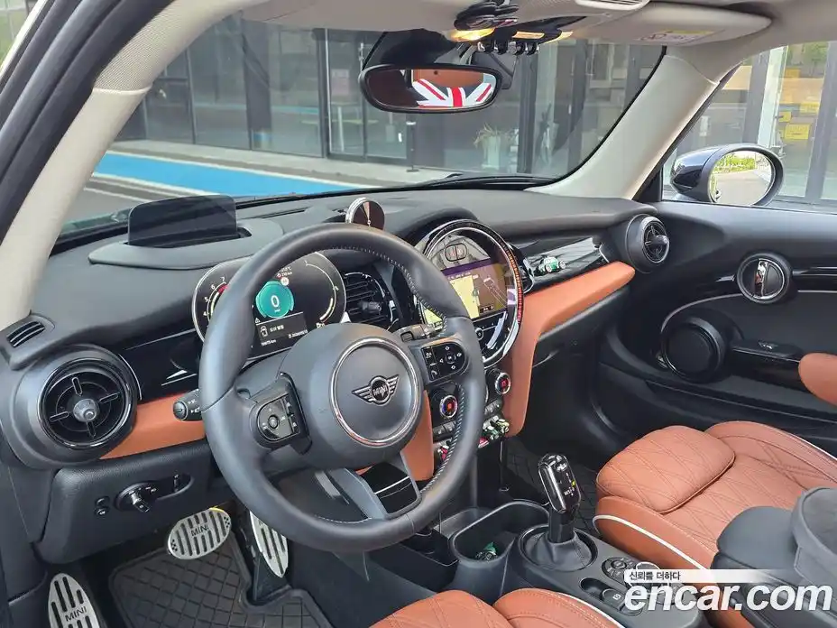 Mini Cooper 2024 2.0 автомат (гидро), фото 7