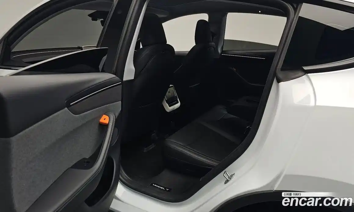 Tesla Model Y 2025 0.2 гидро, фото 16