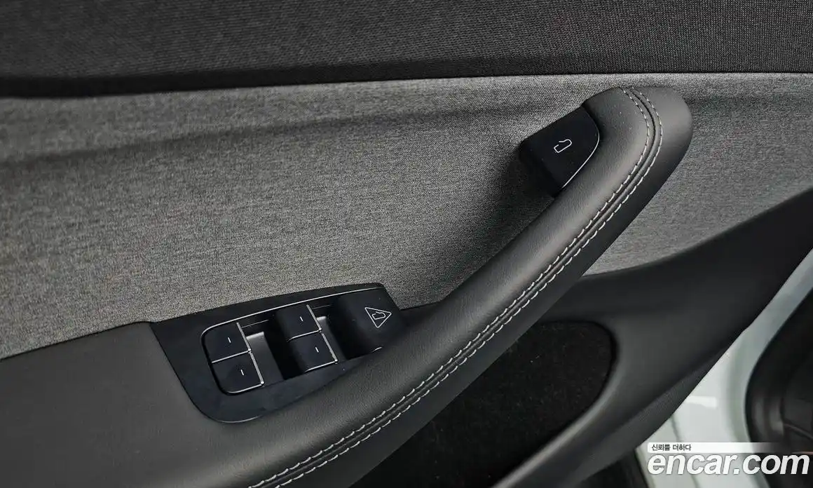 Tesla Model Y 2025 0.2 гидро, фото 28