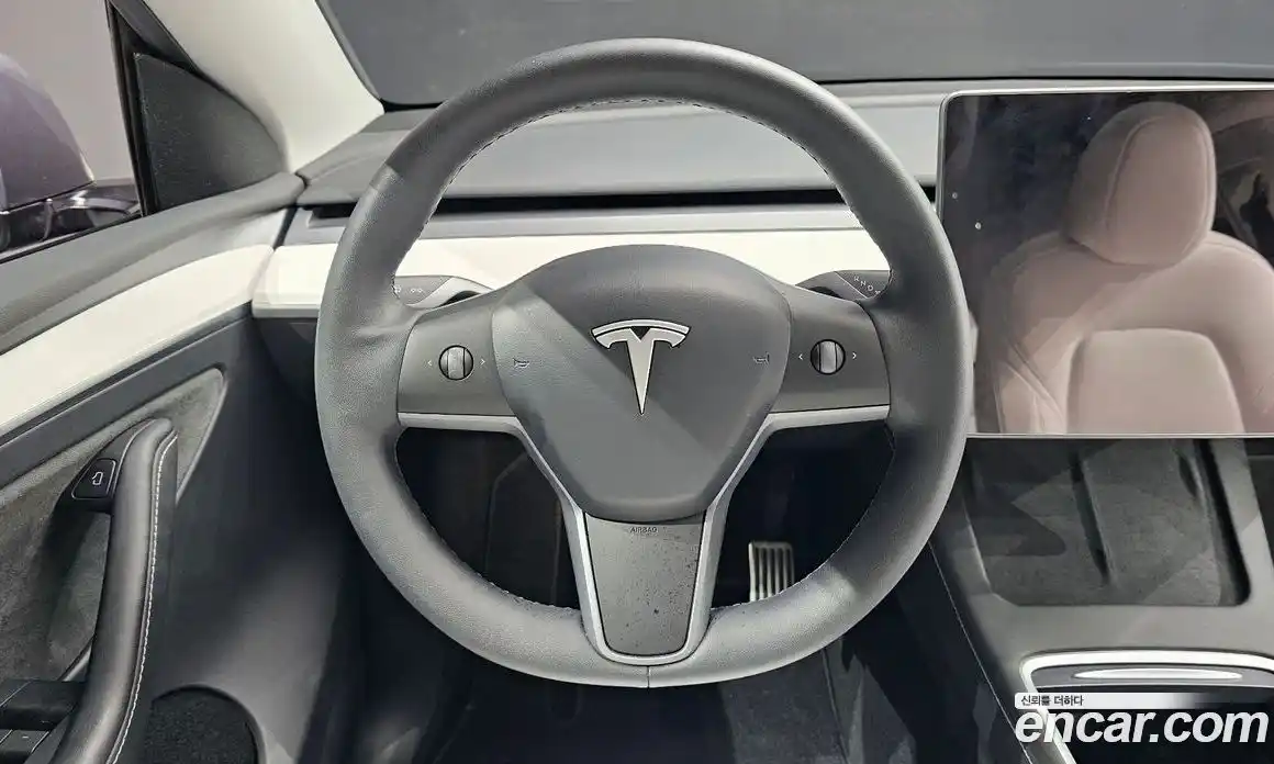 Tesla Model Y 2024 0.2 гидро, фото 11