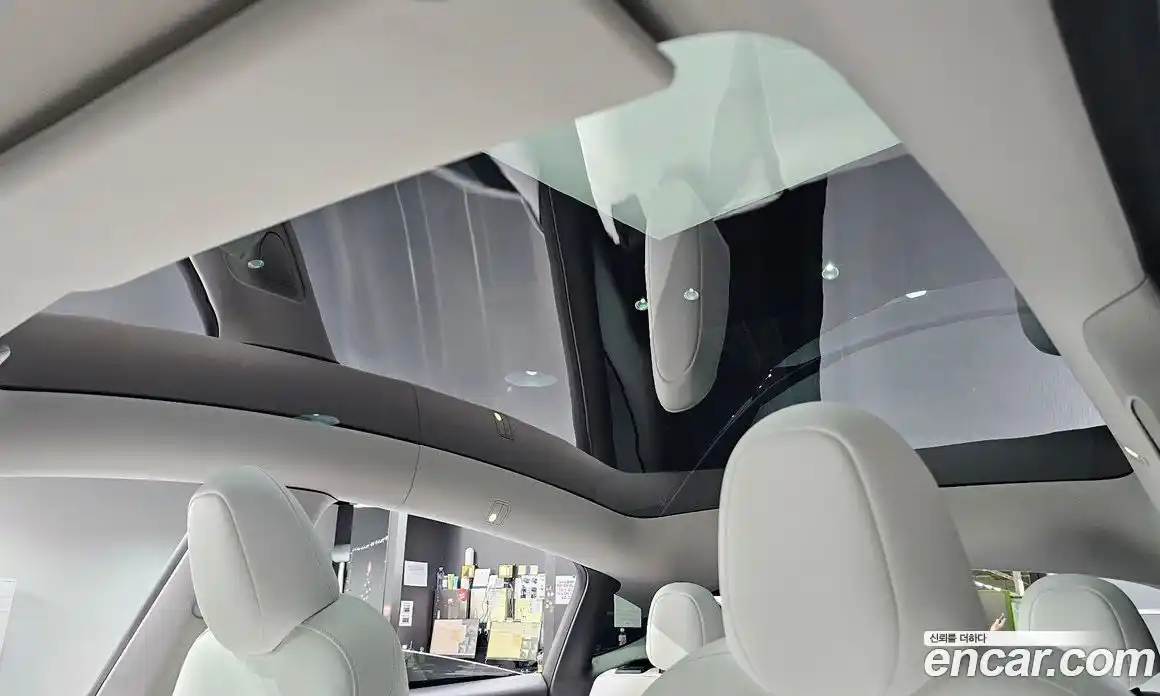 Tesla Model Y 2024 0.2 гидро, фото 13