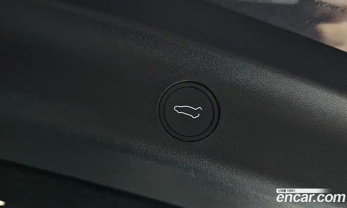 Tesla Model Y 2024 0.2 гидро, фото 14