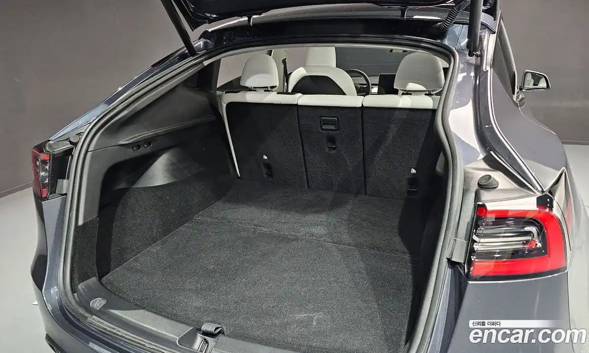Tesla Model Y 2024 0.2 гидро, фото 15