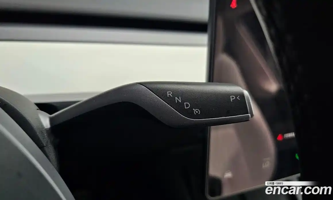 Tesla Model Y 2024 0.2 гидро, фото 9