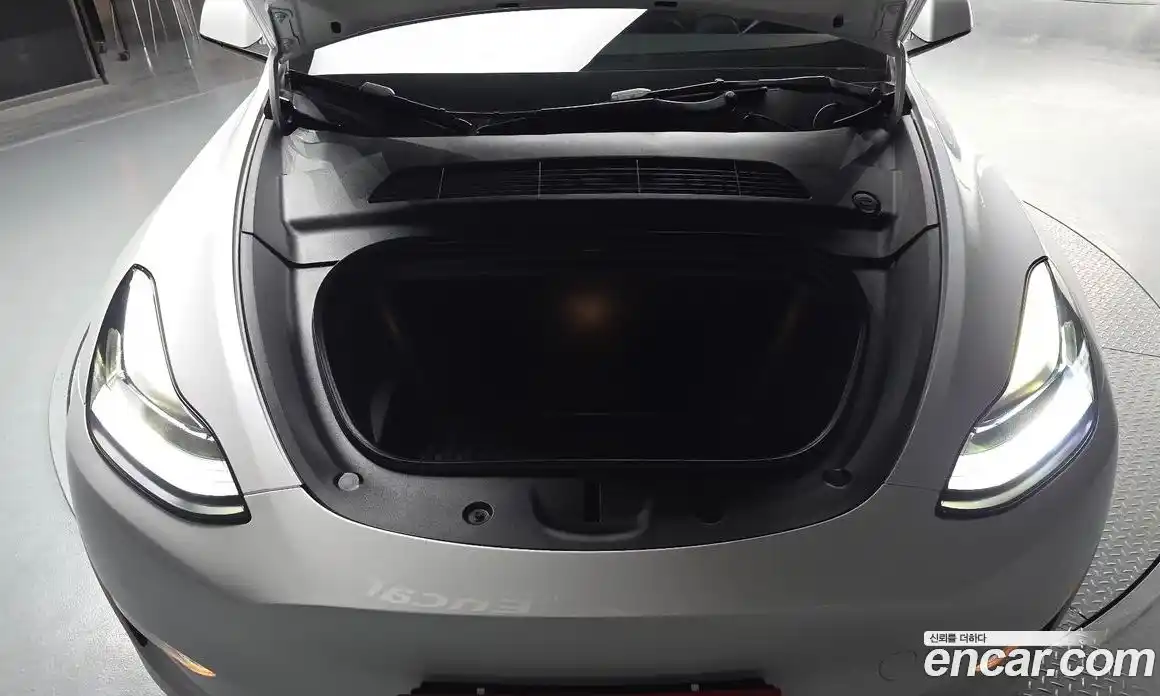 Tesla Model Y 2022 0.2 гидро, фото 6