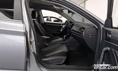 Volkswagen Jetta 2023 1.5 автомат (гидро), миниатюра 11