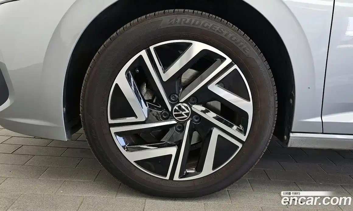 Volkswagen Jetta 2023 1.5 автомат (гидро), фото 5