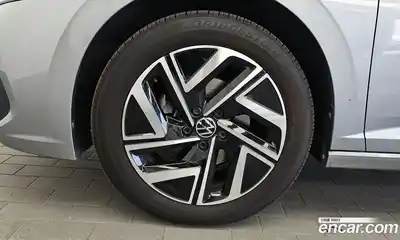 Volkswagen Jetta 2023 1.5 автомат (гидро), миниатюра 5