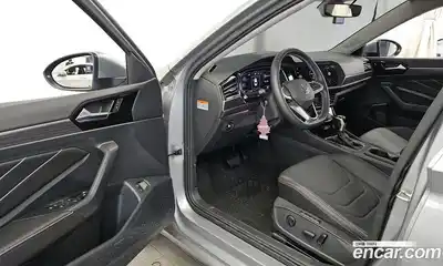 Volkswagen Jetta 2023 1.5 автомат (гидро), миниатюра 10