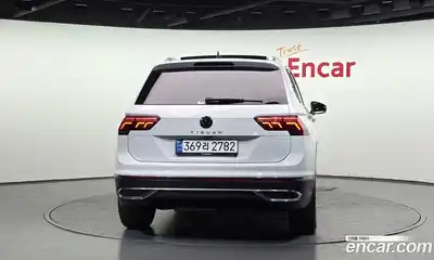 Volkswagen Tiguan 2021 2.0 автомат (гидро), миниатюра 4