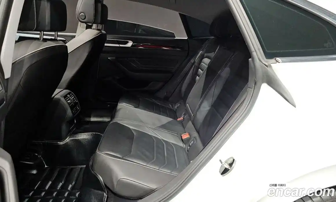 Volkswagen Arteon 2023 2.0 автомат (гидро), фото 16