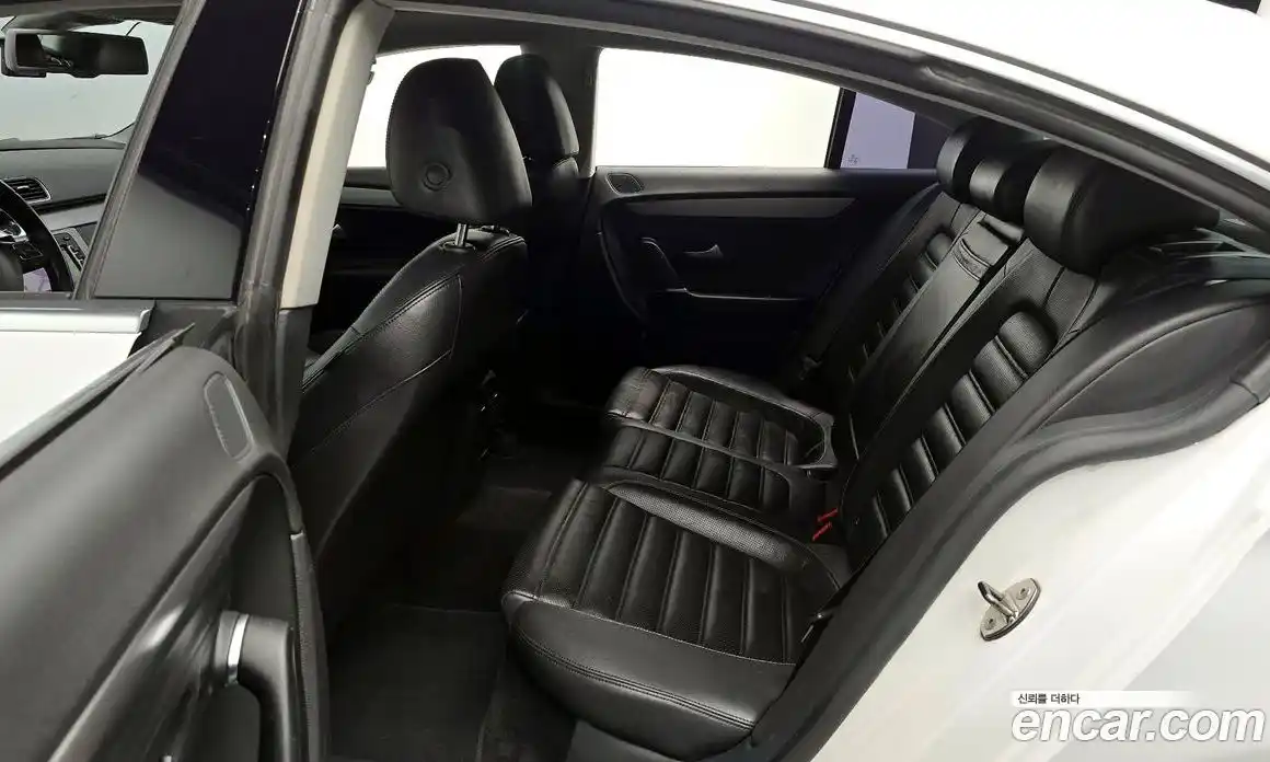 Volkswagen CC 2011 2.0 автомат (гидро), фото 16