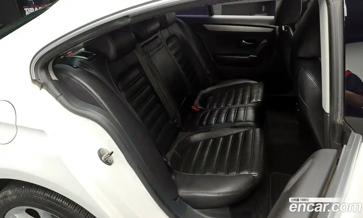 Volkswagen CC 2011 2.0 автомат (гидро), фото 18