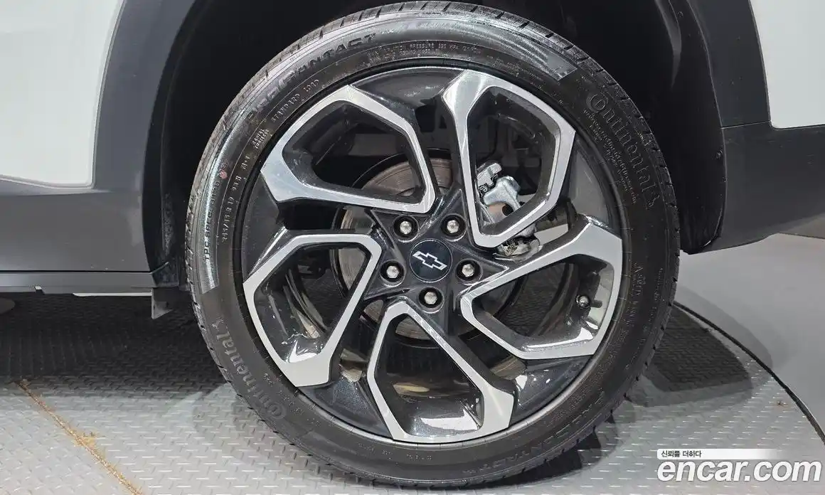 Chevrolet Trax 2023 1.2 автомат (гидро), фото 7