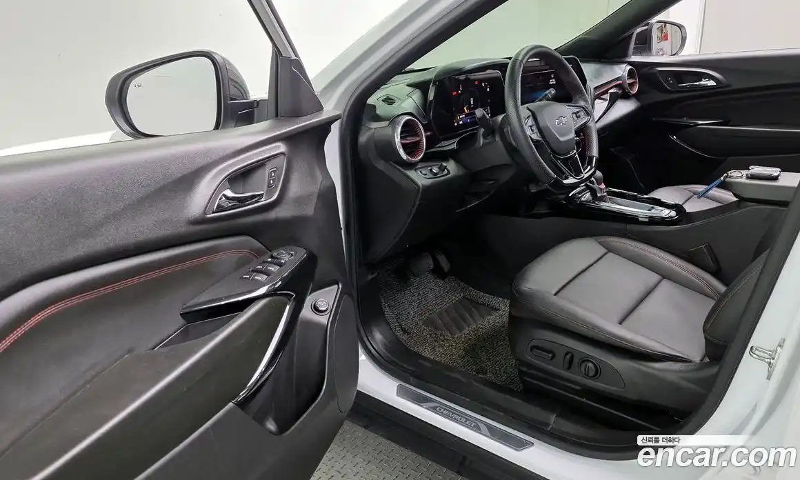 Chevrolet Trax 2023 1.2 автомат (гидро), фото 13