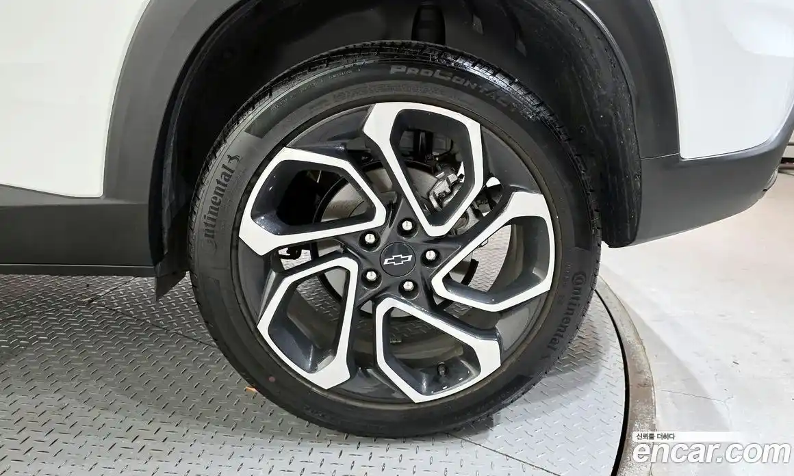 Chevrolet Trax 2023 1.2 автомат (гидро), фото 7