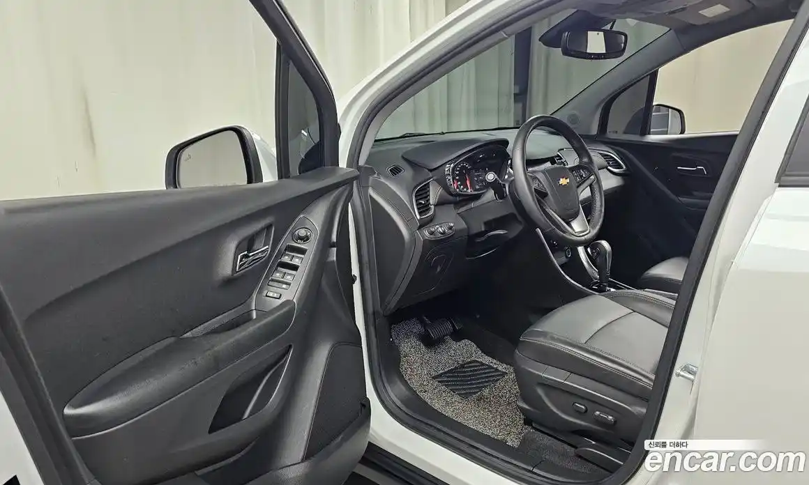 Chevrolet Trax 2022 1.4 автомат (гидро), фото 13