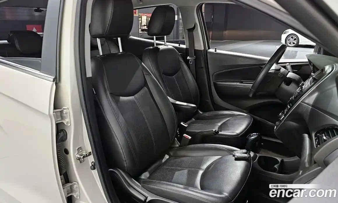Chevrolet Spark 2016 1.0 автомат (гидро), фото 17