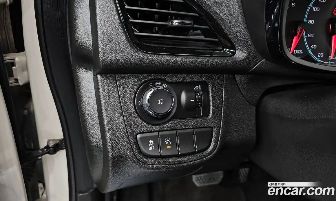 Chevrolet Spark 2016 1.0 автомат (гидро), фото 20