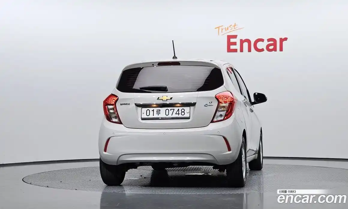 Chevrolet Spark 2016 1.0 автомат (гидро), фото 4