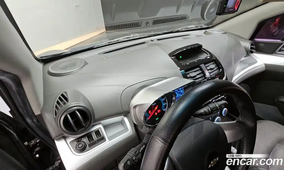 Chevrolet Spark 2015 1.0 автомат (гидро), фото 27