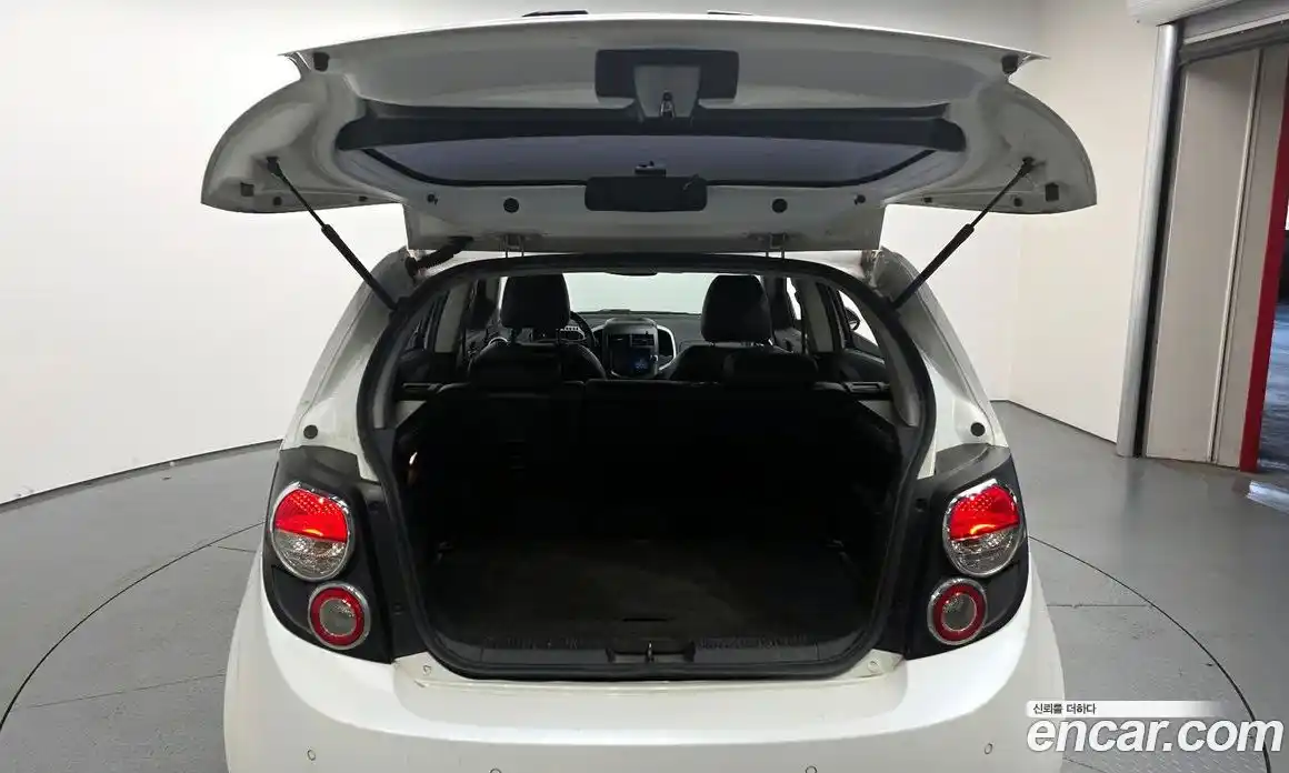 Chevrolet Aveo 2015 1.4 гидро, фото 20