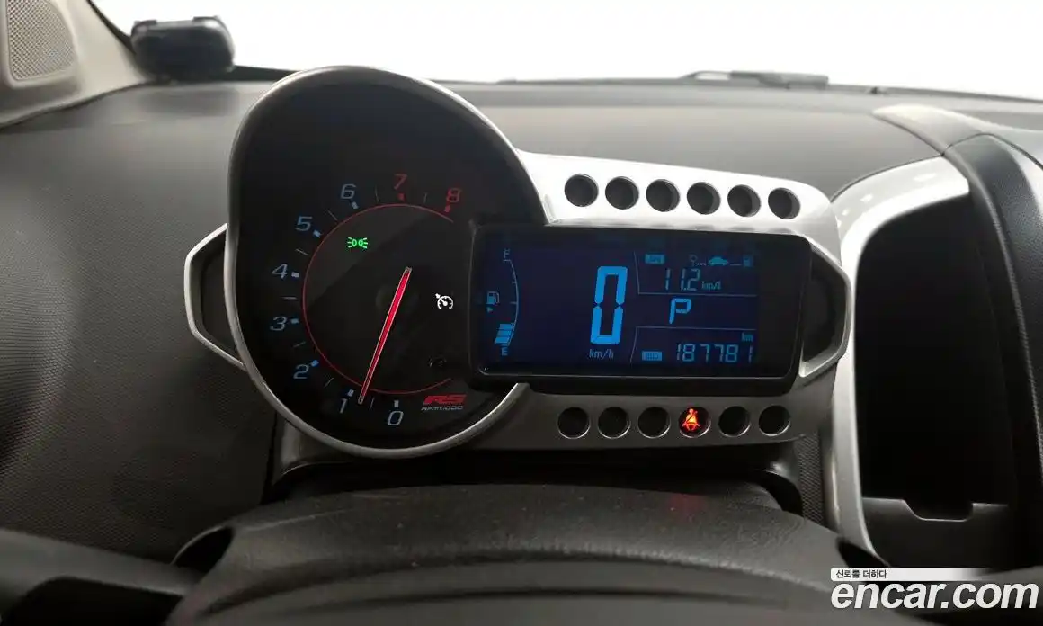 Chevrolet Aveo 2015 1.4 гидро, фото 8