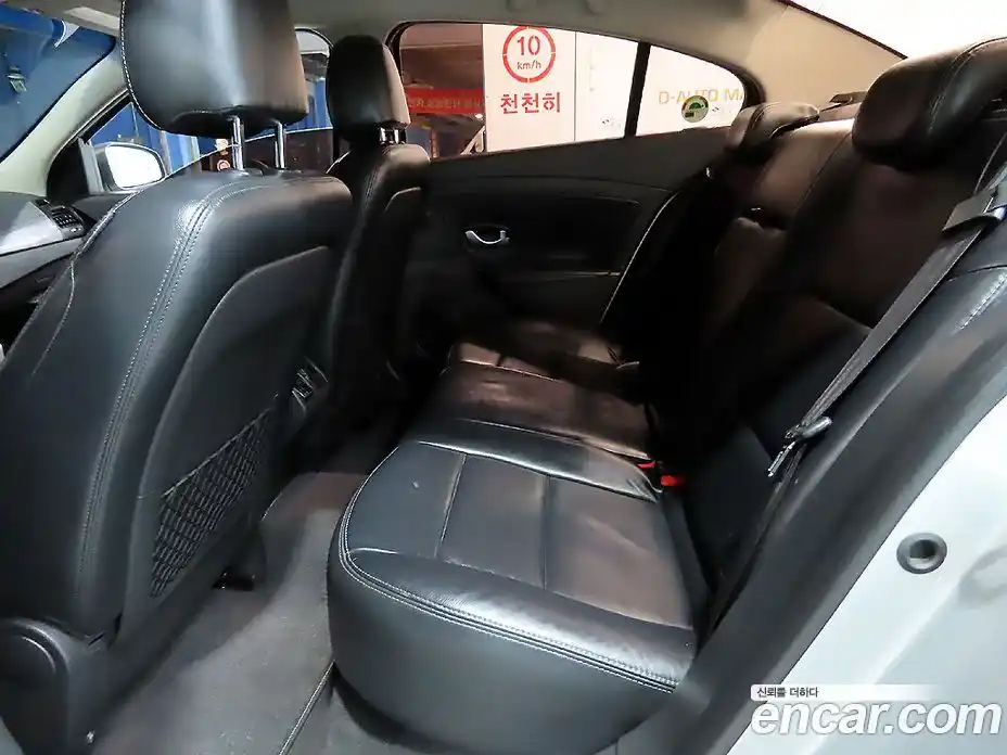Renault SM3 2010 1.6 гидро, фото 11