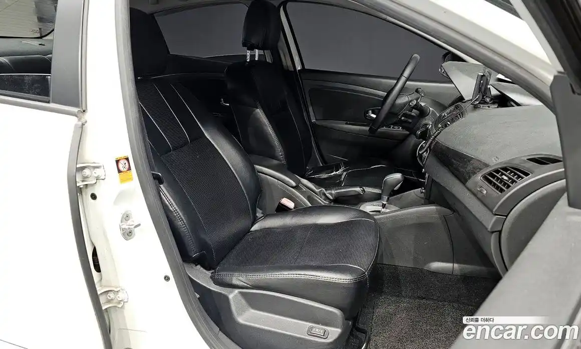 Renault SM3 2013 1.6 гидро, фото 17