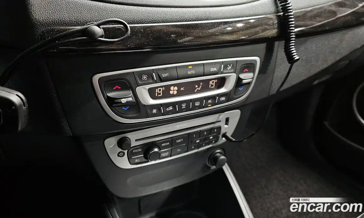 Renault SM3 2013 1.6 гидро, фото 25