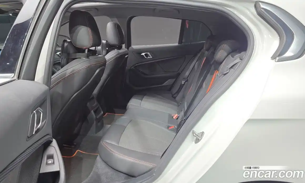 BMW 1 серия 2020 2.0 автомат (гидро), фото 18