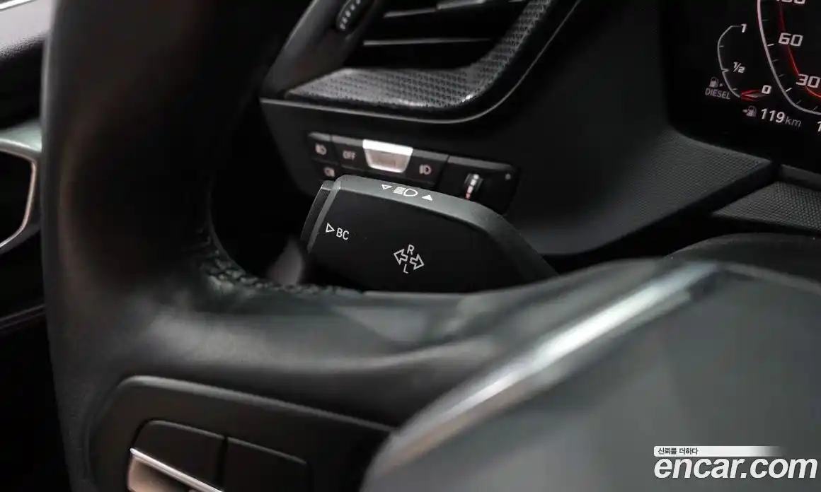 BMW 1 серия 2020 2.0 автомат (гидро), фото 24