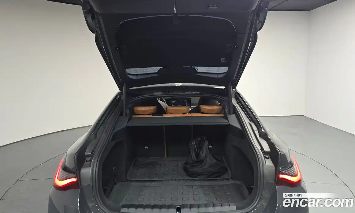 BMW i4 2024 0.2 автомат (гидро), фото 27
