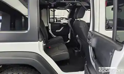 Jeep Wrangler 2016 3.6 автомат (гидро), миниатюра 12
