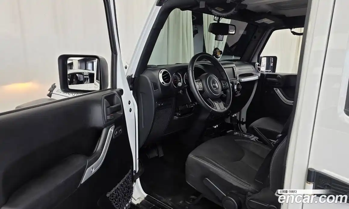 Jeep Wrangler 2016 3.6 автомат (гидро), фото 10