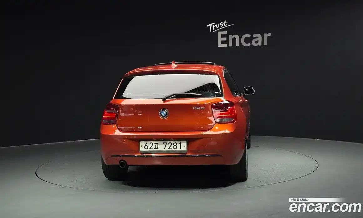 BMW 1 серия 2015 2.0 автомат (гидро), фото 4