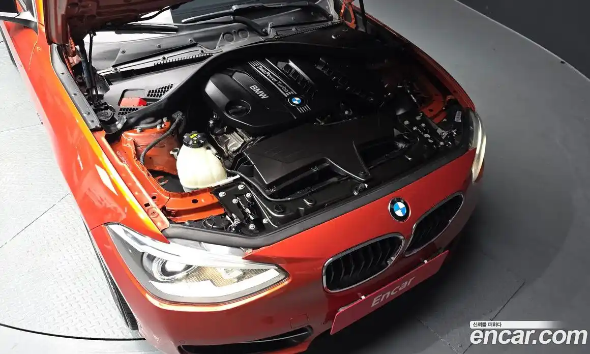 BMW 1 серия 2015 2.0 автомат (гидро), фото 6