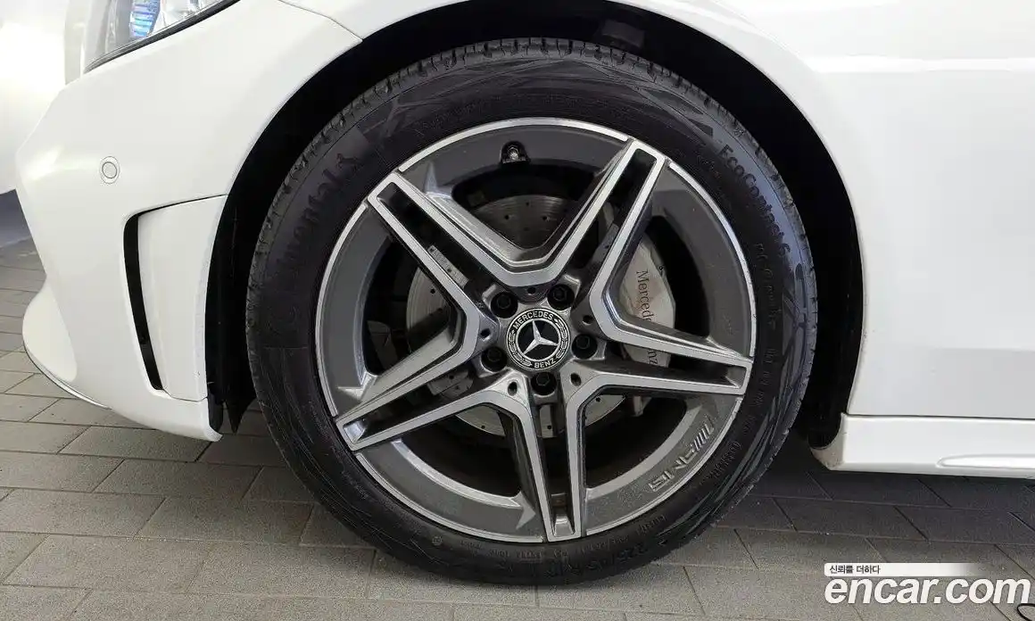 Mercedes-Benz C-Class 2022 2.0 гидро, фото 5 Mercedes-Benz C-Class 2022 2.0 гидро, фото 5