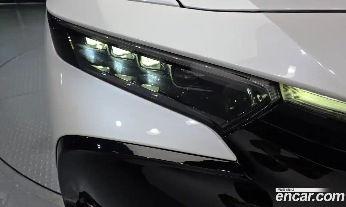 Toyota Crown 2024 2.5 гидро, фото 8
