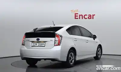 Toyota Prius 2015 1.8 гидро, миниатюра 2