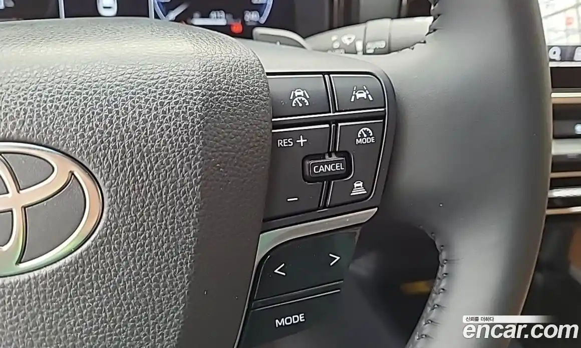 Toyota Camry 2025 2.5 гидро, фото 18