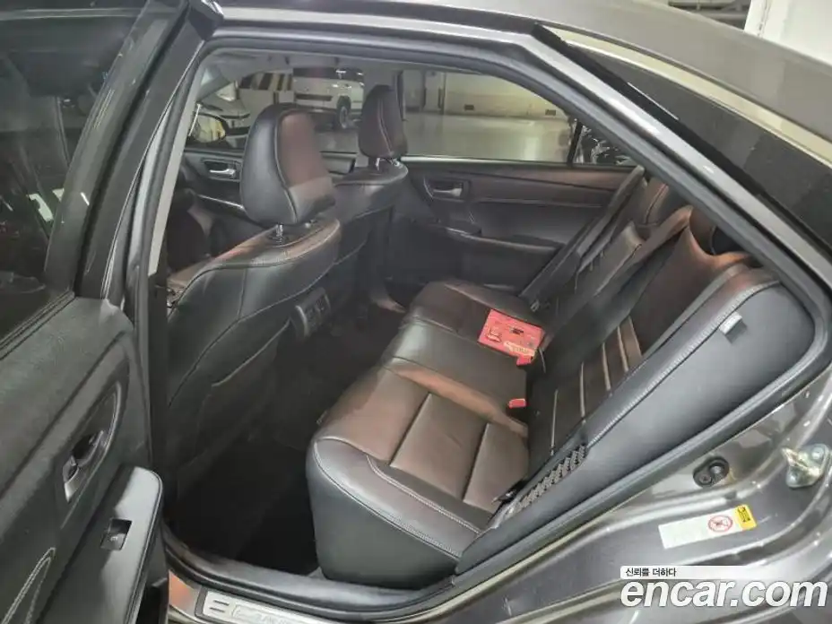 Toyota Camry 2016 2.5 гидро, фото 8