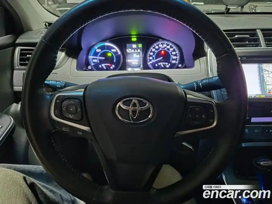 Toyota Camry 2016 2.5 гидро, фото 9